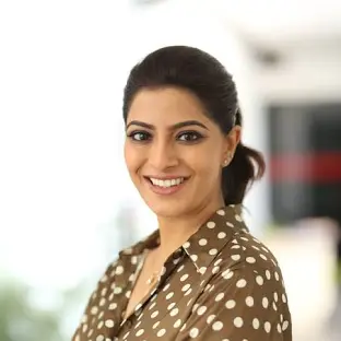 max movie lead actress